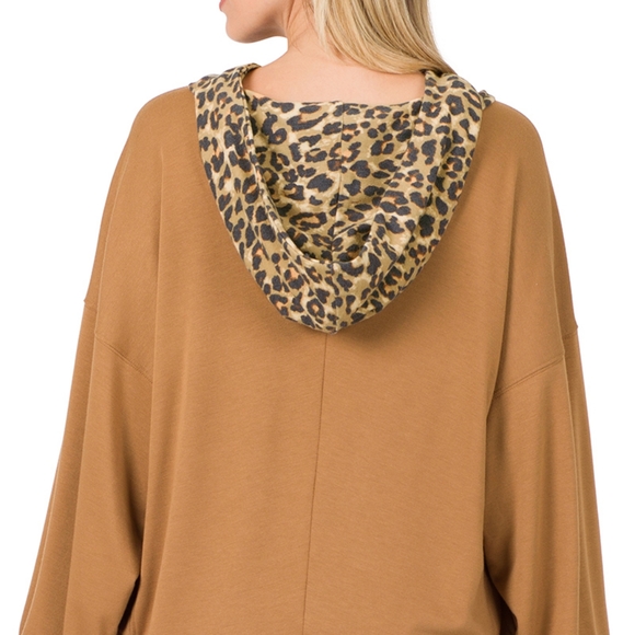 🚨Last call gone tomorrow🚨Lounge Set Top with hood and shorts with pockets - Picture 6 of 6